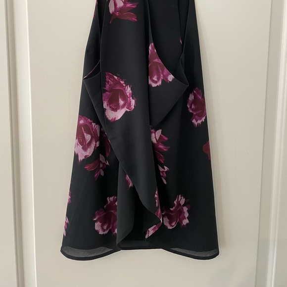 Sanctuary top - Size XS - Floral top with flowy, open back - Picture 6 of 7